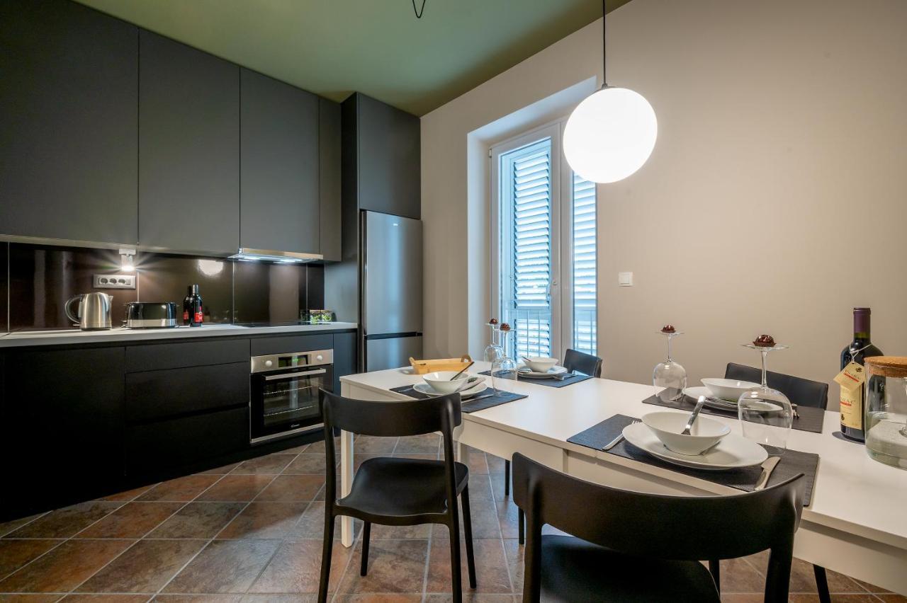 Green, Deluxe Two Bedroom Suite Split Zewnętrze zdjęcie